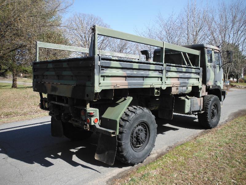 M1081 4x4 LMTV CARGO TRUCK M1078 FMTV - Surplus Military Depot